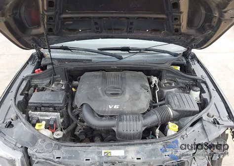 2015 Jeep Grand Cherokee Limited z USA, uszkodzony, nr VIN 1C4RJEBG9FC231496